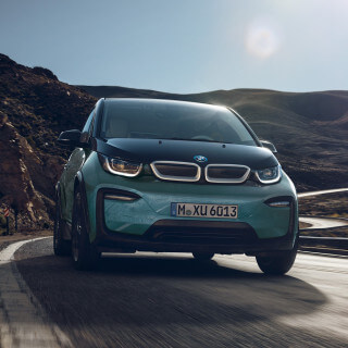 _wpframe_custom/gallery/files/wpf_sitemanager/t_bmw-i-series-i3-highlights-mosaic-gallery-design-desktop-01jpg_1612263462.jpg